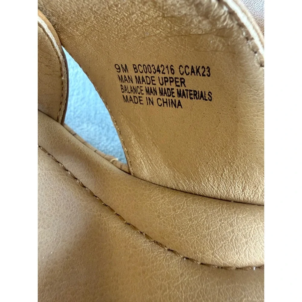 b.o.c. Born Concept Womens Tan Brown Cork Wedge Toe Loop Sandals BC0034216 9M